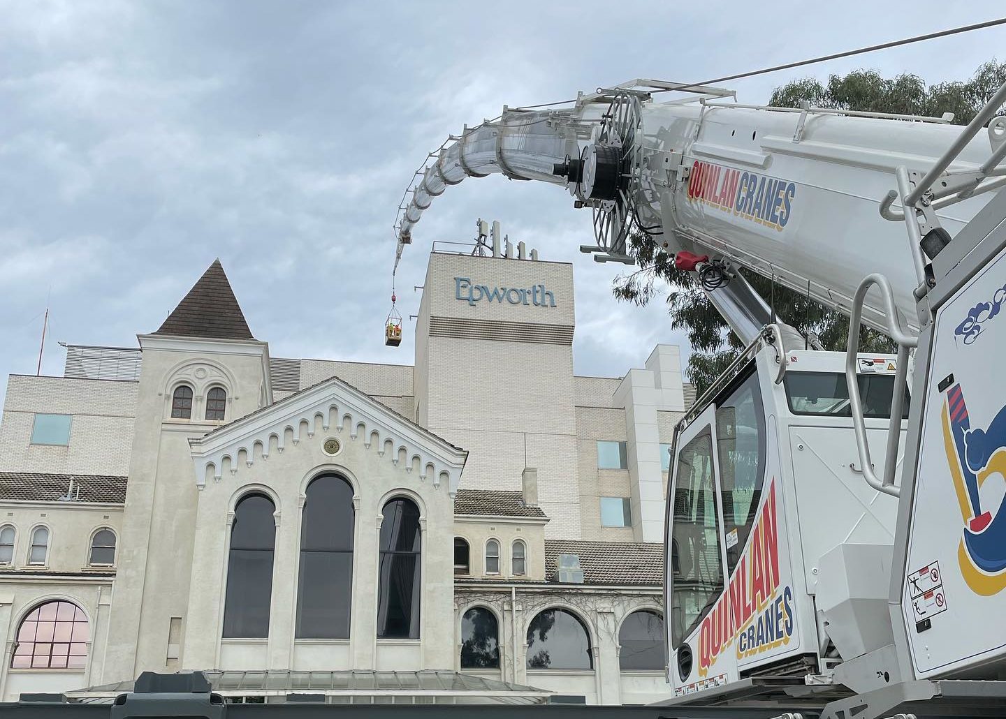 Quinlan Crane Being Used At The Epworth Hospital