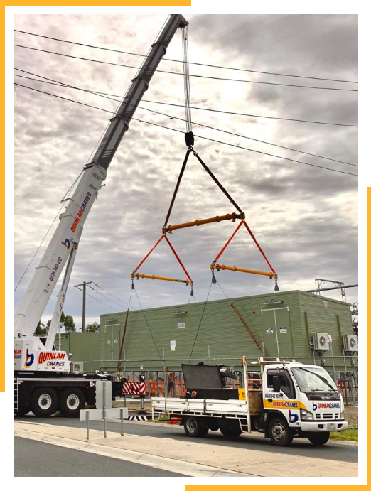 Crane Hauling Green Portable Office